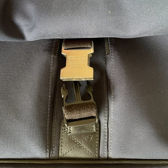 Navy Canvas/Black Leather COACH Messenger Bag - good condition - Picture 7 of 9